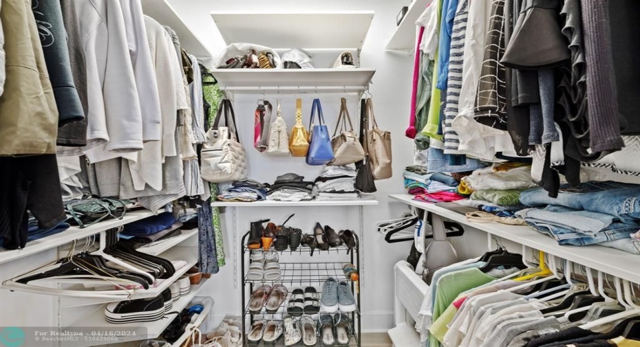 Walk-in closet no. 1 Primary bedroom