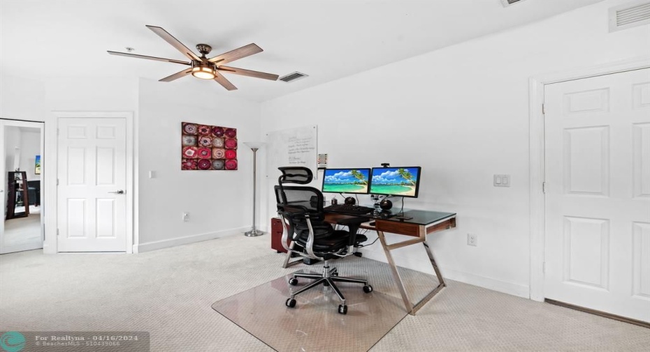 Lower leverly bedroom/office.