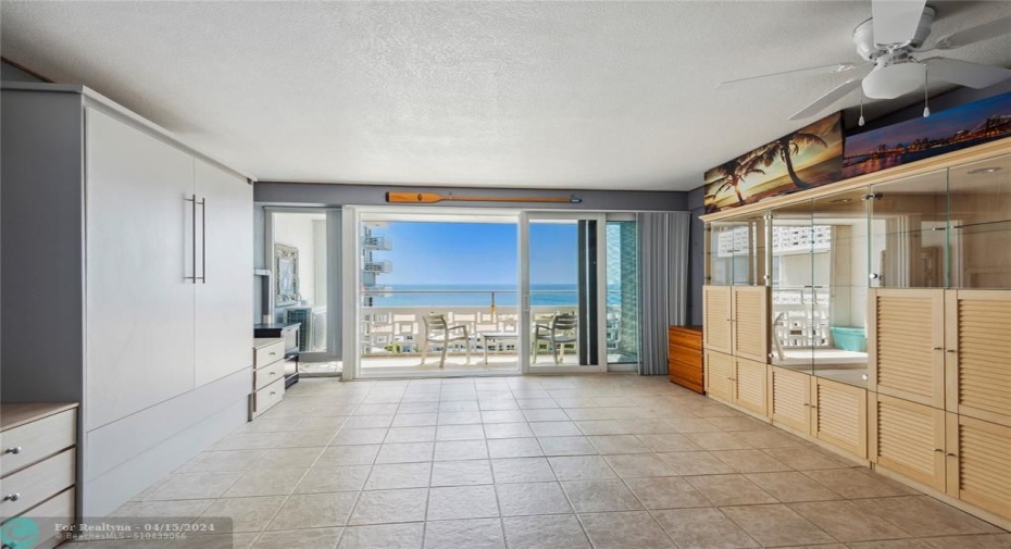 Direct ocean views from the moment you step into your unit. Impact slider and Murphy bed.