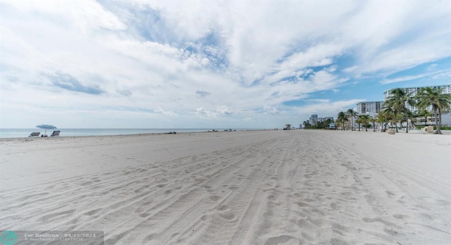 And award winning Hollywood Beach