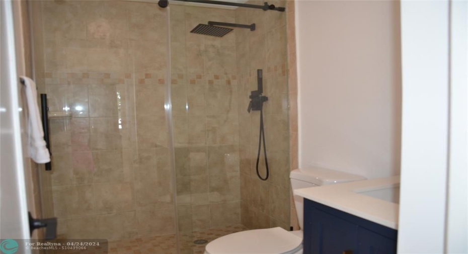 New Guest Bathroom or 2nd Bathroom