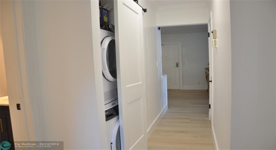 New Washer/Dryer in unit