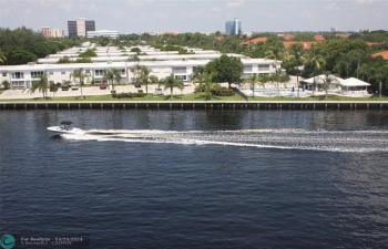 Aerial view of complex on the Intracoastal