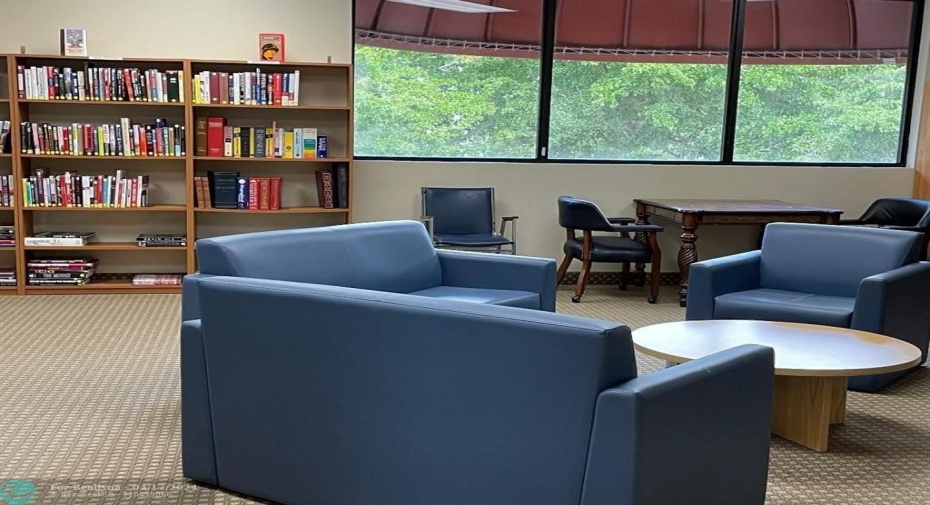 MAGAZINE READING ROOM