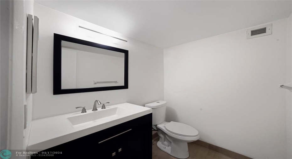 Guest/Half Bath