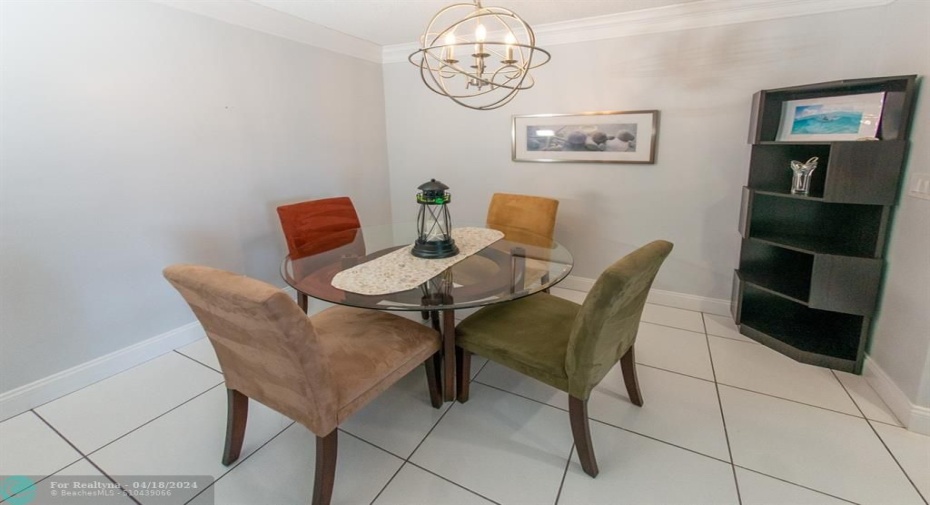 Spacious L shaped dining room