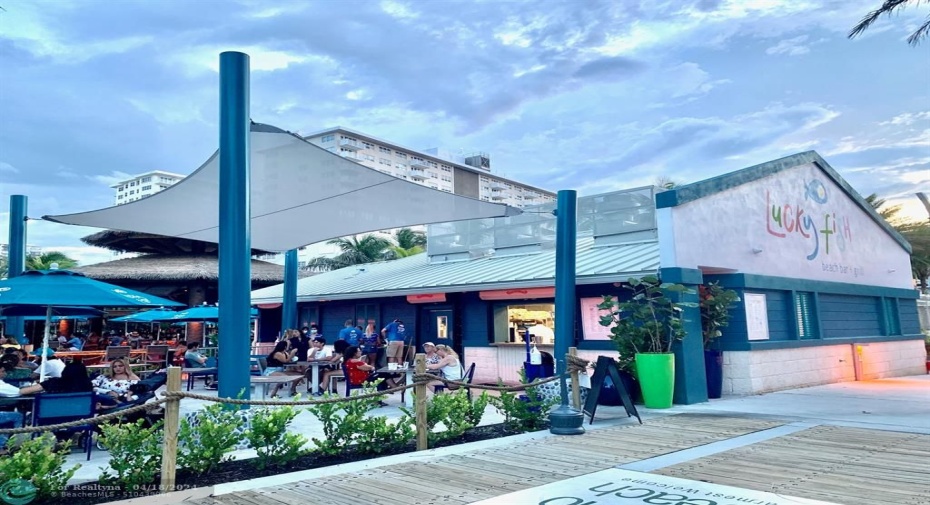 ucky Fish is a casual dining restaurant at Pompano Beach Pier just a few blocks away.