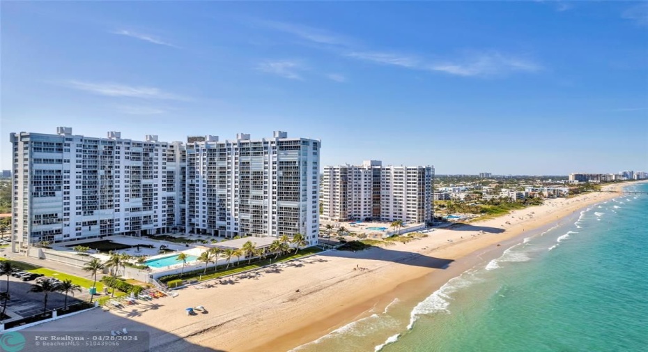 Oceanfront views north