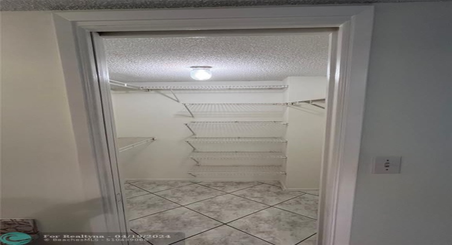 Walk in Closet