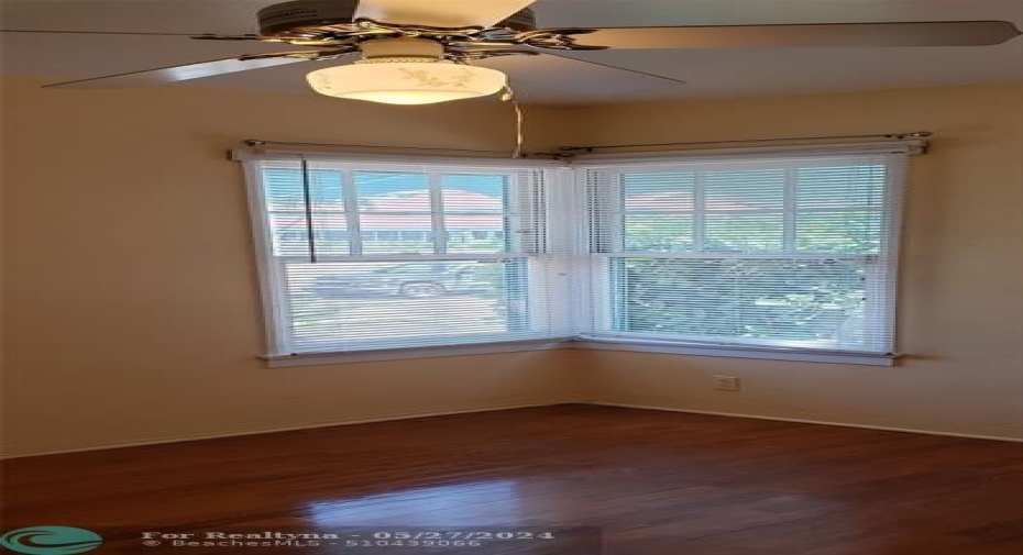FRONT BEDROOM