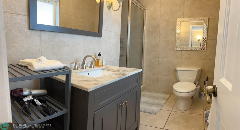 En-suite bathroom