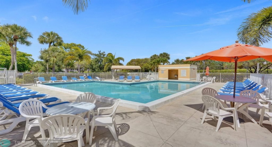 Heated pool