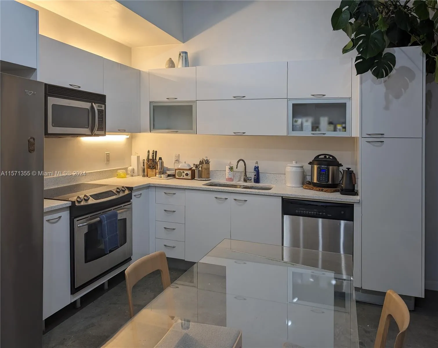 Residential Lease For Rent