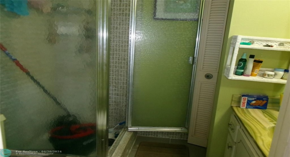 HALL BATH
