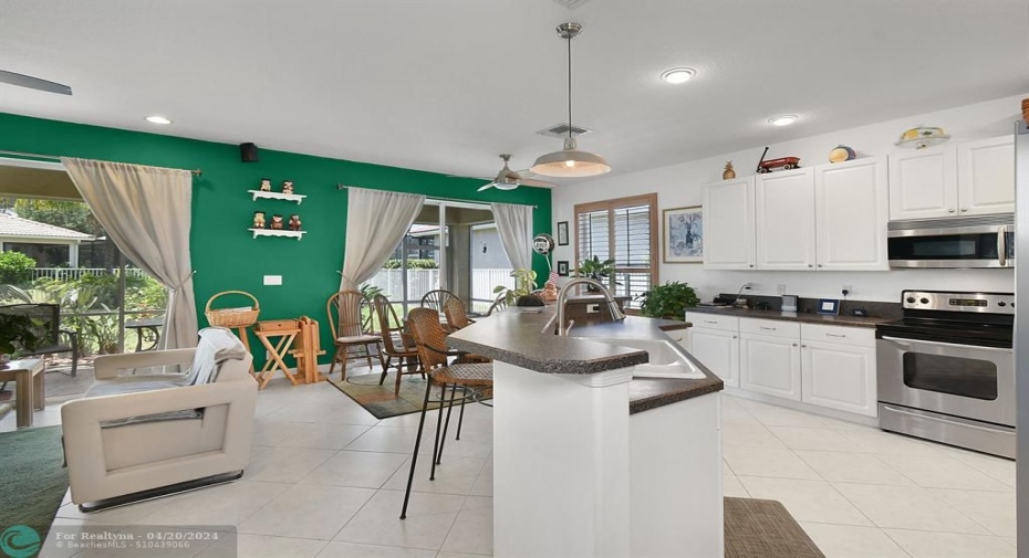 EASY FLOW KITCHEN