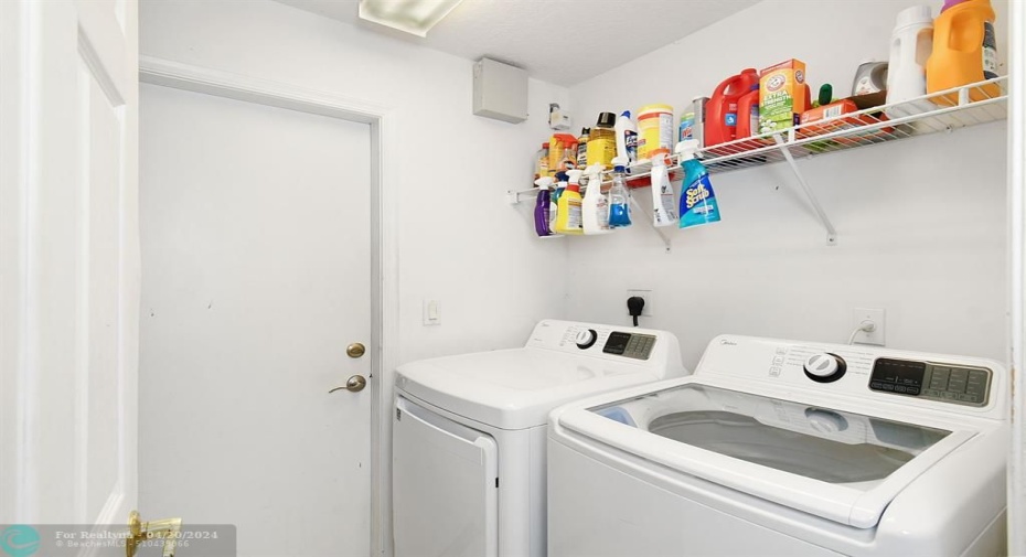 LAUNDRY ROOM HAS A SINK