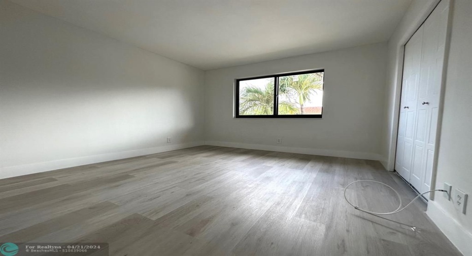 Second bedroom