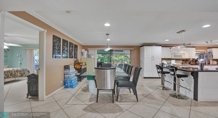 Huge Eat In Kitchen