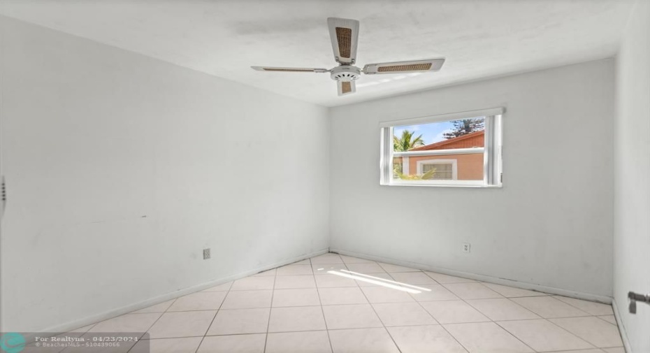 2nd Bedroom