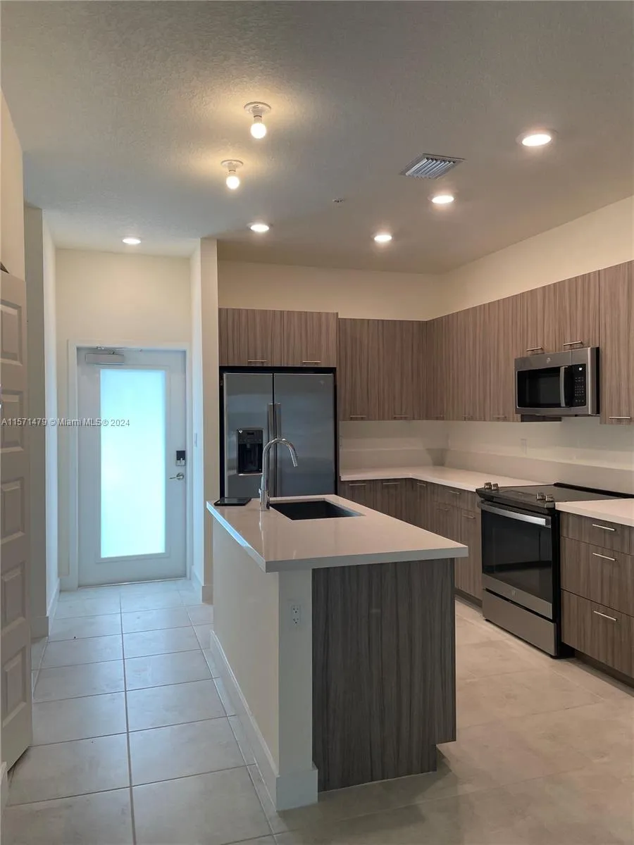 Residential Lease For Rent