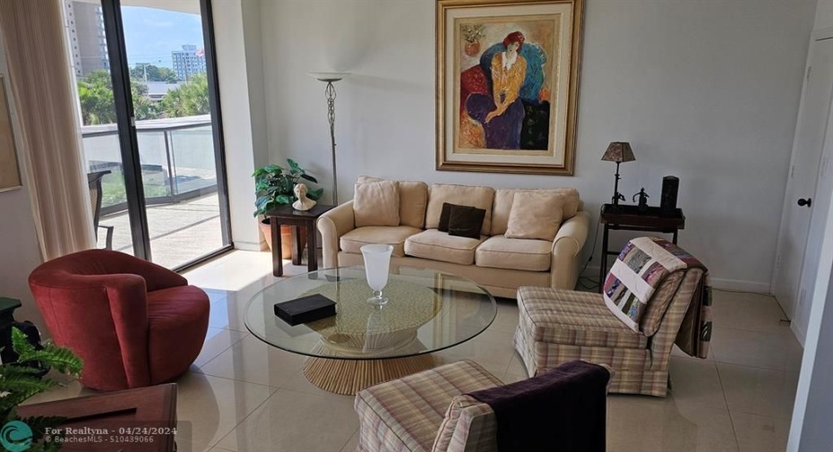 3rd Bedroom/ Den