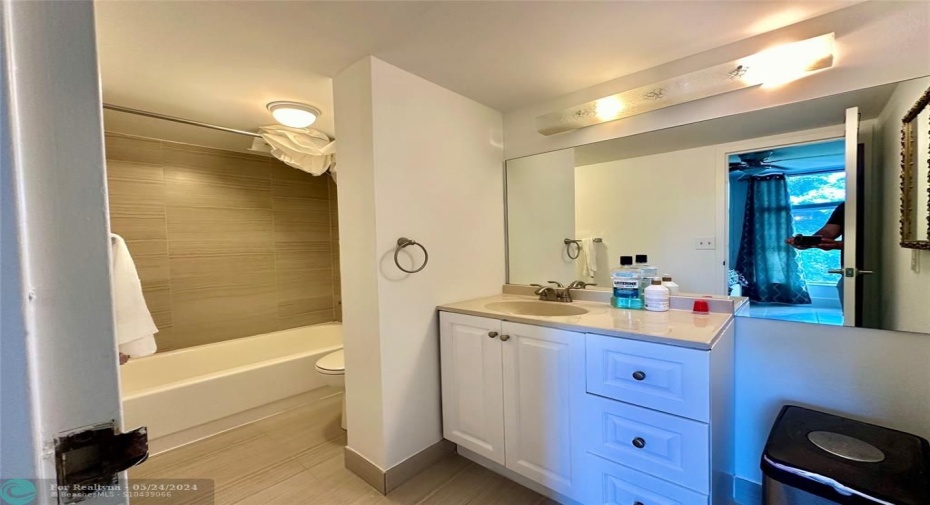 Clean & modern ready for you !