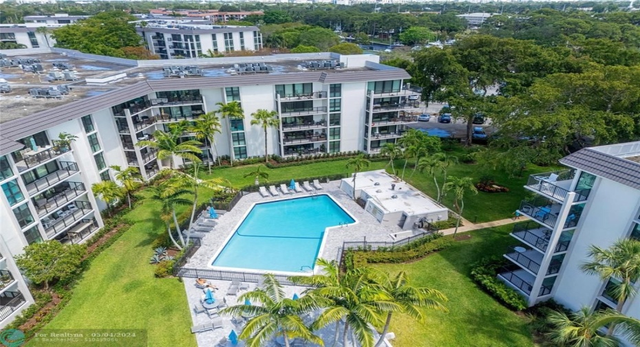 Complex Pool