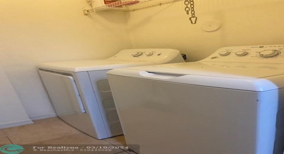 Washer/Dryer