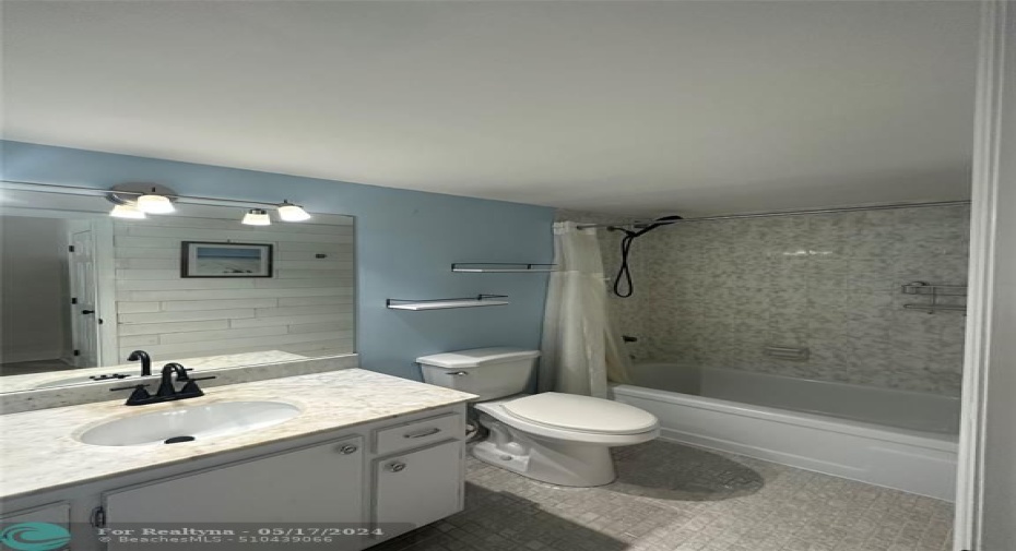 aster Bath