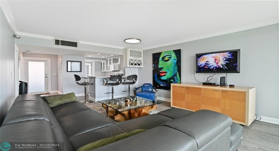 This comfy family room has direct ocean view