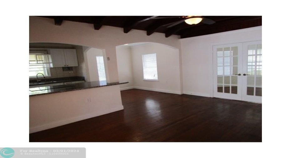 L-shaped dining