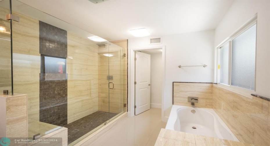 owners' private bath