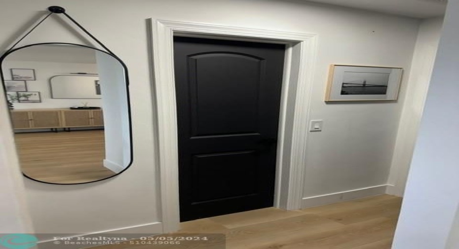 Hallway between bedrooms