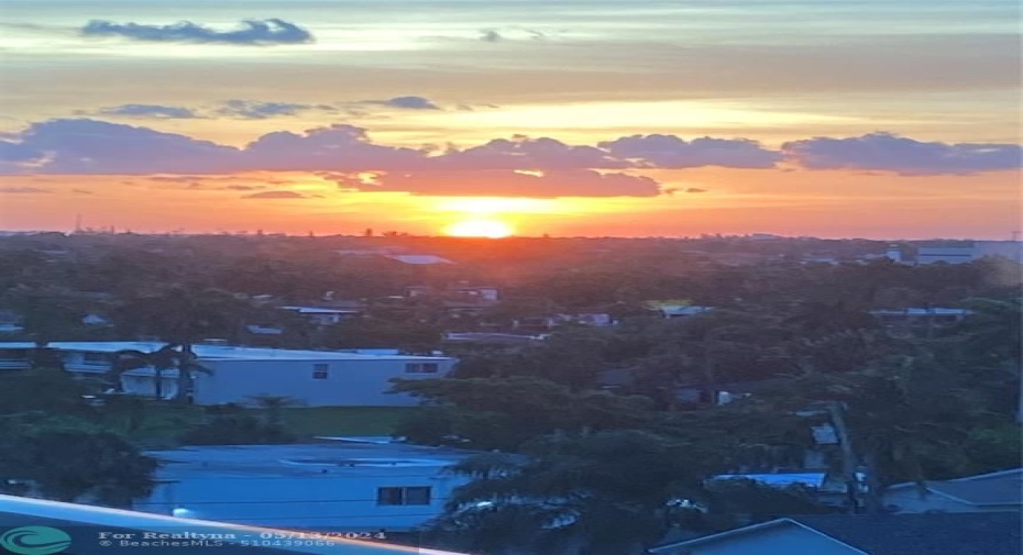 Northwest balcony views of stunning sunset