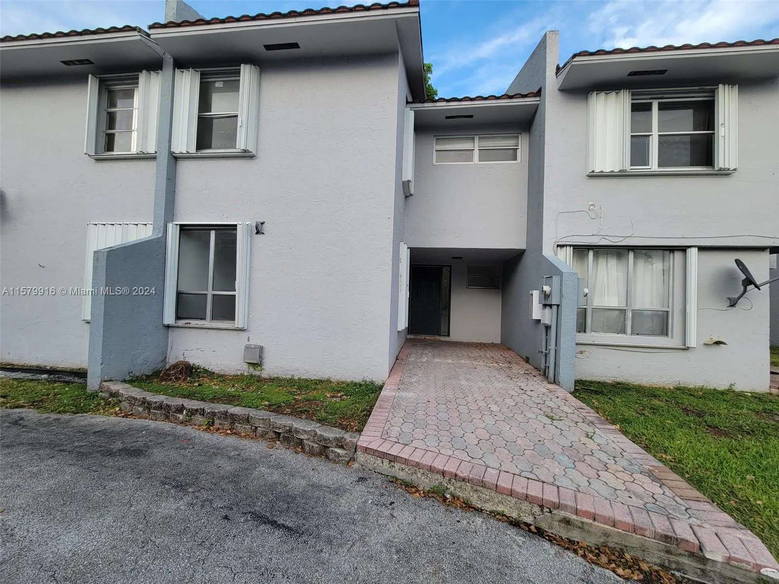 Residential Lease For Rent