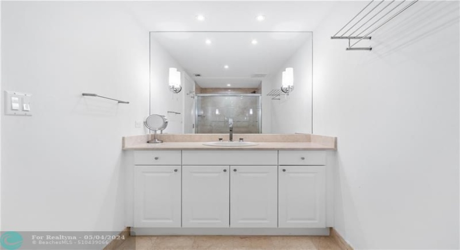 3rd bedroom bathroom