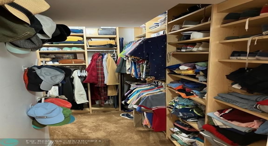 Primary Bedrooms Large walk in closet