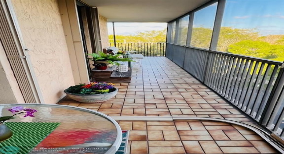 Balcony Breakfast nook looking East