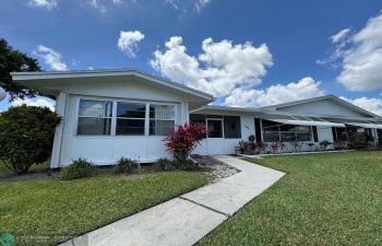 UPDATED LAUDERDALE WEST-1 BEDROOM, 2 FULL BATH