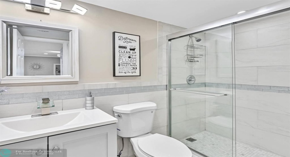 Gorgeous Guest Bathroom