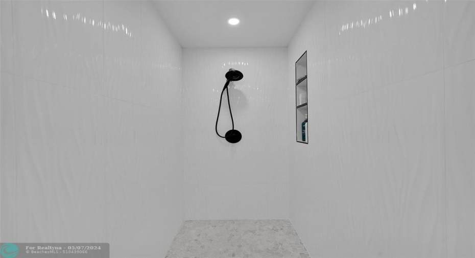 Gigantic primary shower