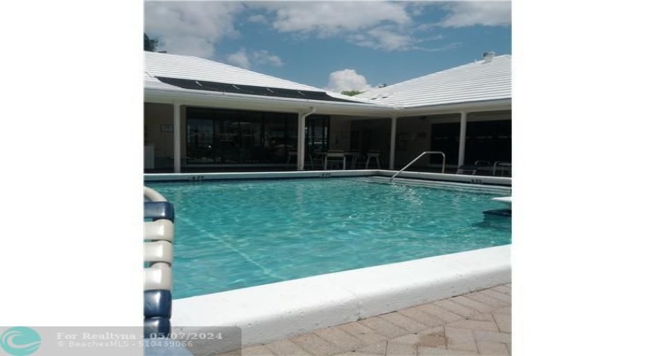 Swimming Pool/Hot Tub/Sauna