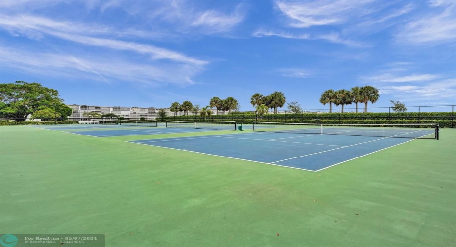 Tennis