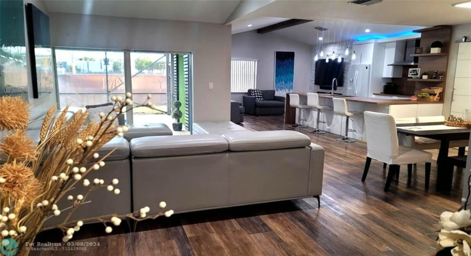 Open Floorplan View