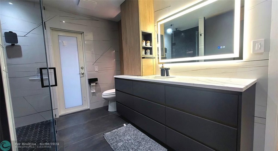 Custom Attached Cabinetry in Master Bath
