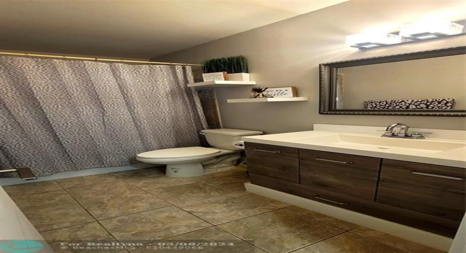2nd Bathroom