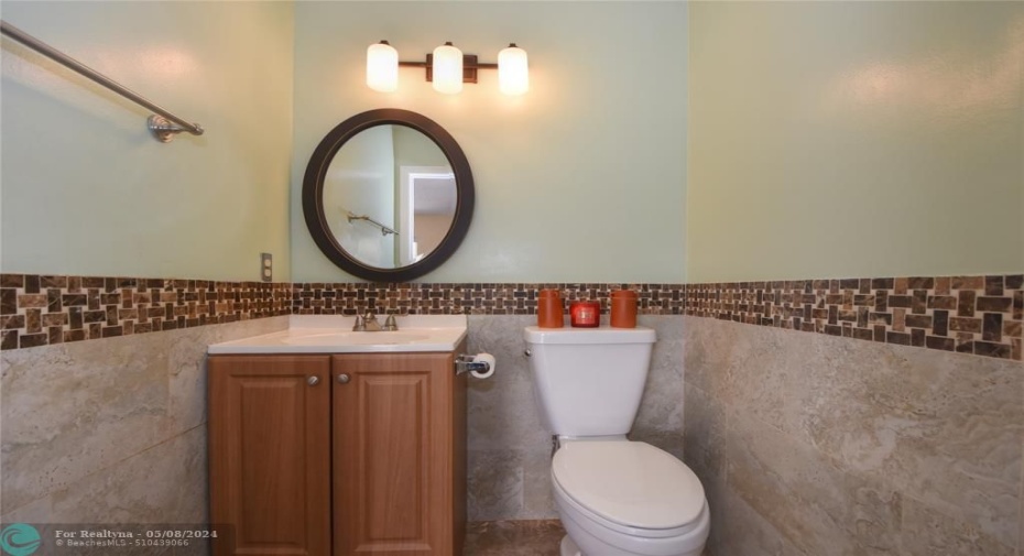 HALF BATH ground floor