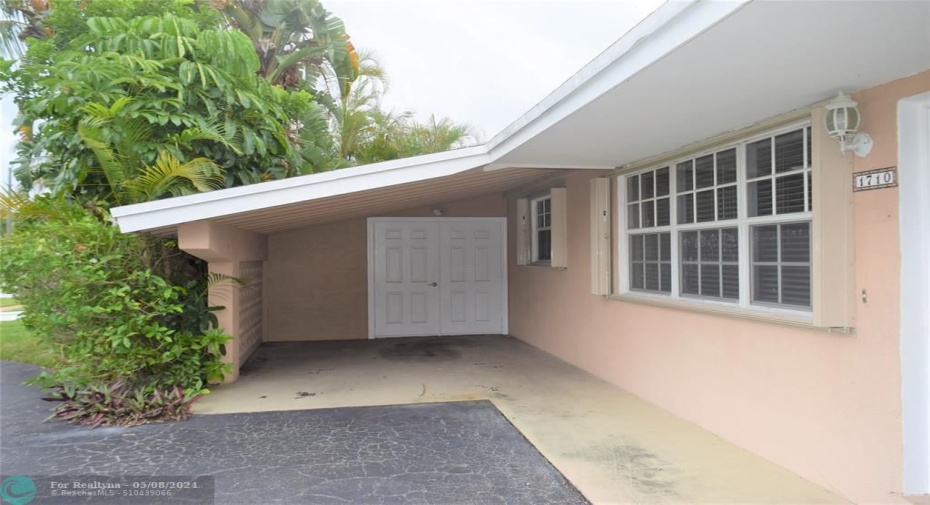 carport with storage