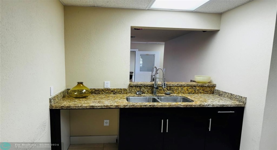 Clubhouse Kitchen