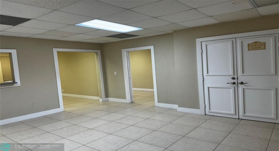 Clubhouse Extra Room